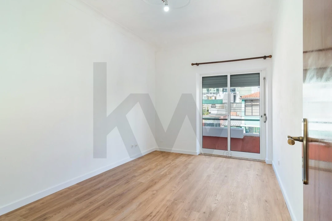 Apartamento T2 para Arrendamento em Almada, Cova da Piedade, Pragal e Cacilhas Foto 12