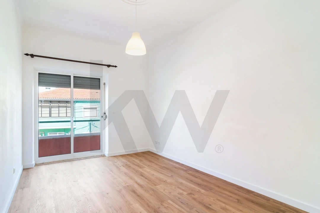 Apartamento T2 para Arrendamento em Almada, Cova da Piedade, Pragal e Cacilhas Foto 6