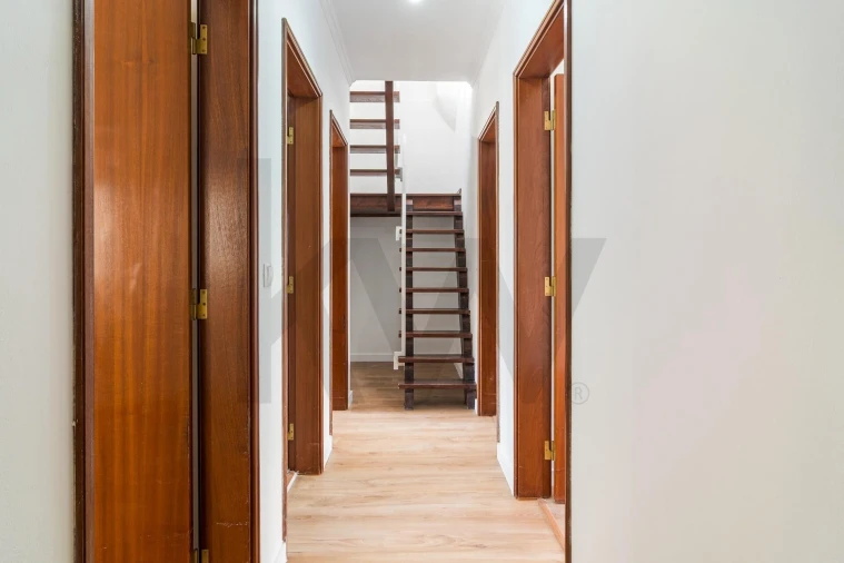 Apartamento T2 para Arrendamento em Almada, Cova da Piedade, Pragal e Cacilhas Foto 17