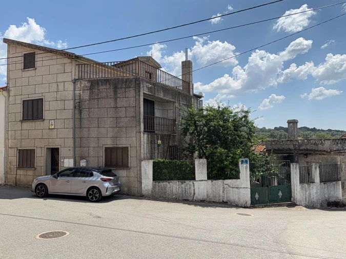 Moradia T4 para Venda em Pera do Moço Foto 2