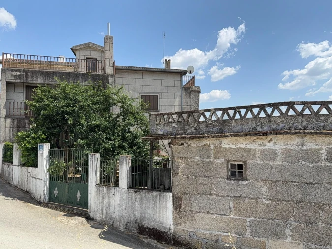 Moradia T4 para Venda em Pera do Moço Foto 4