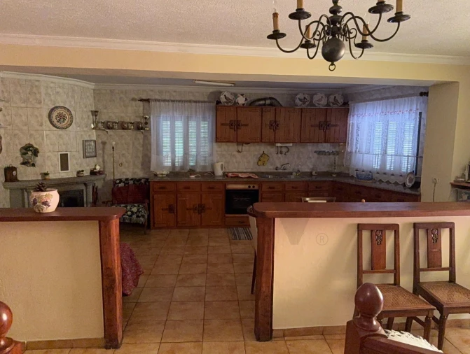 Moradia T4 para Venda em Pera do Moço Foto 6