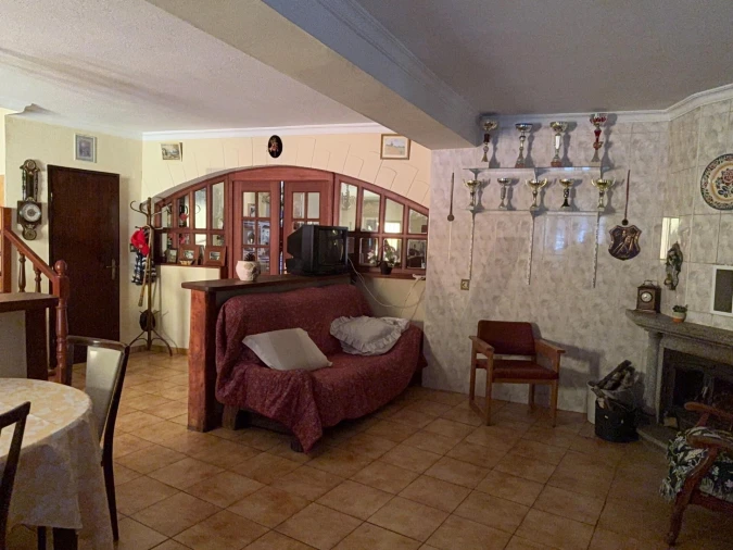 Moradia T4 para Venda em Pera do Moço Foto 7