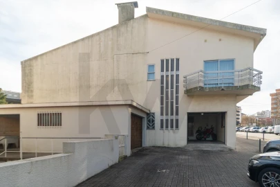 Moradia T4 para Venda em Mafamude e Vilar do Paraíso