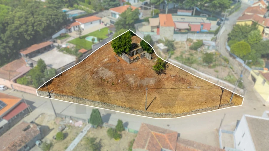 Terreno para Venda em Castêlo da Maia Foto 5