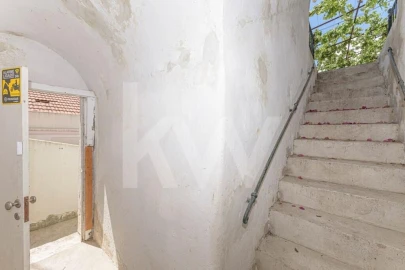 Prédio para Venda em Santa Maria Maior