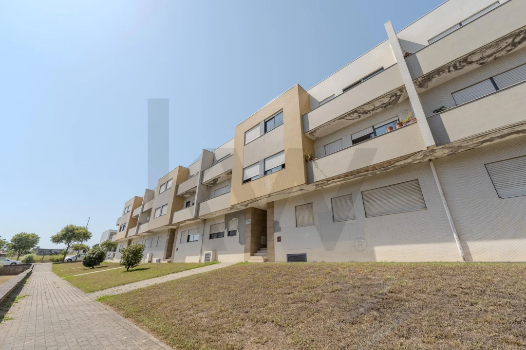 Apartamento T3 para Venda em Vila Nova de Famalicão e Calendário Foto 51