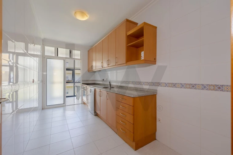 Apartamento T3 para Venda em Vila Nova de Famalicão e Calendário Foto 30