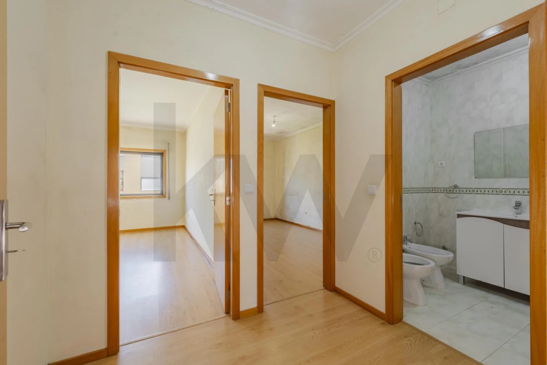 Apartamento T3 para Venda em Vila Nova de Famalicão e Calendário Foto 10
