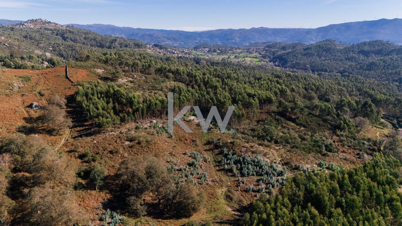 Terreno para Venda em Anissó e Soutelo Foto 27