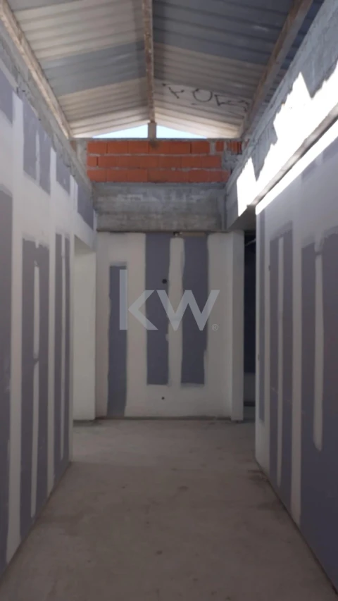 Apartamento T4 para Venda em Algés, Linda-A-Velha e Cruz Quebrada-Dafundo