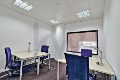 Escritório para Arrendamento em Santo António