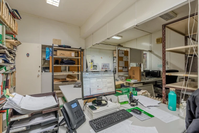 Armazém para Venda em Seixal, Arrentela e Aldeia de Paio Pires Foto 16