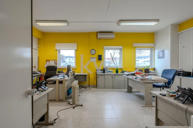 Armazém para Venda em Seixal, Arrentela e Aldeia de Paio Pires Foto 15