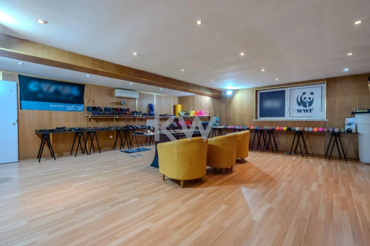 Armazém para Venda em Seixal, Arrentela e Aldeia de Paio Pires Foto 44