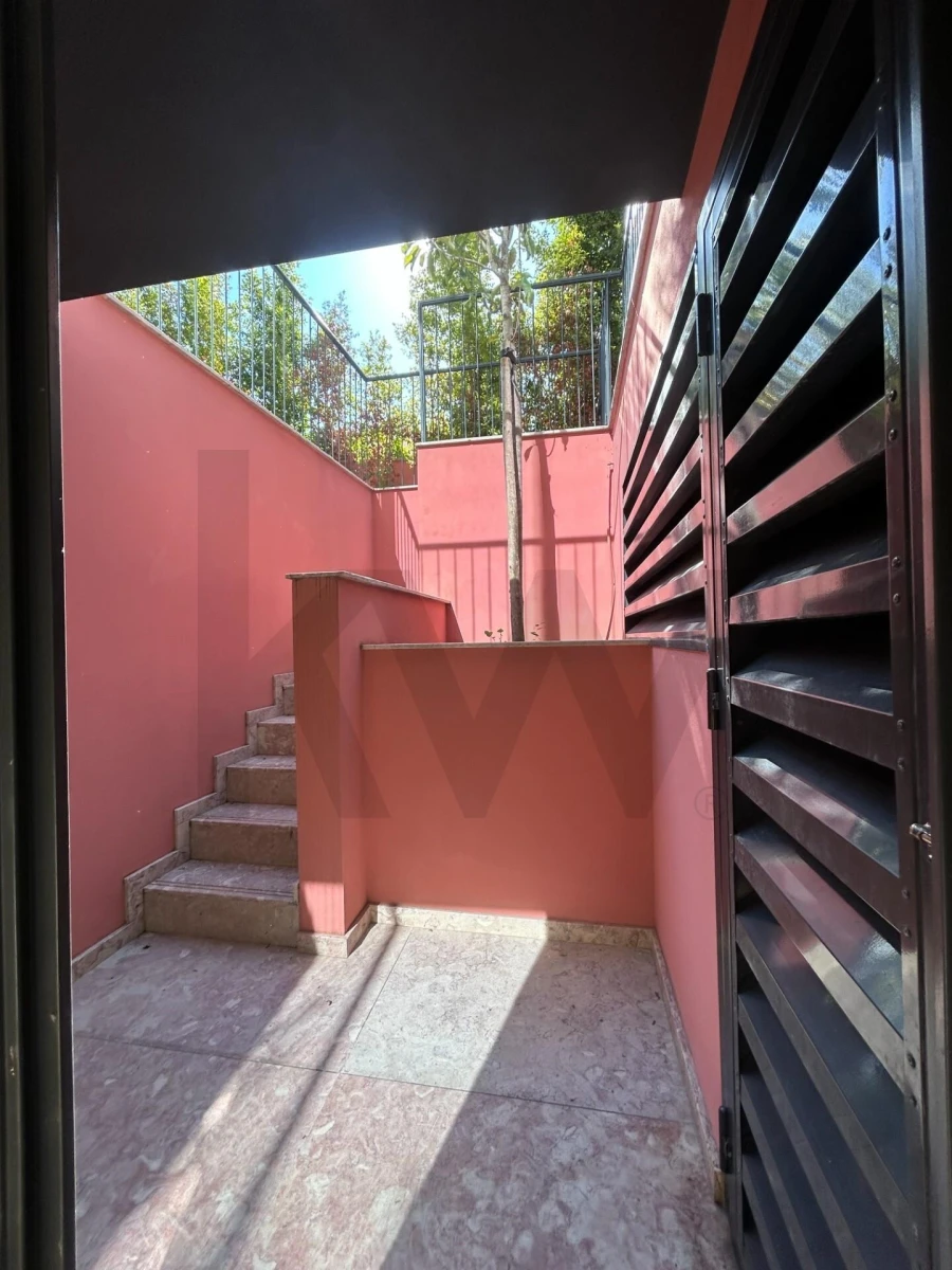 Loja para Arrendamento em Estrela Foto 6