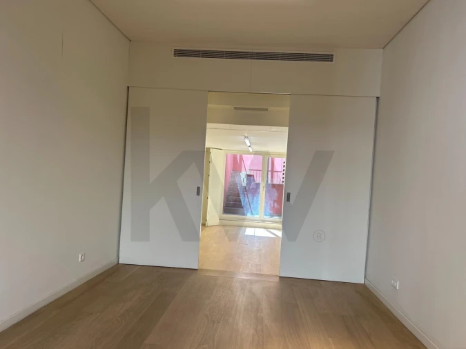 Loja para Arrendamento em Estrela Foto 29