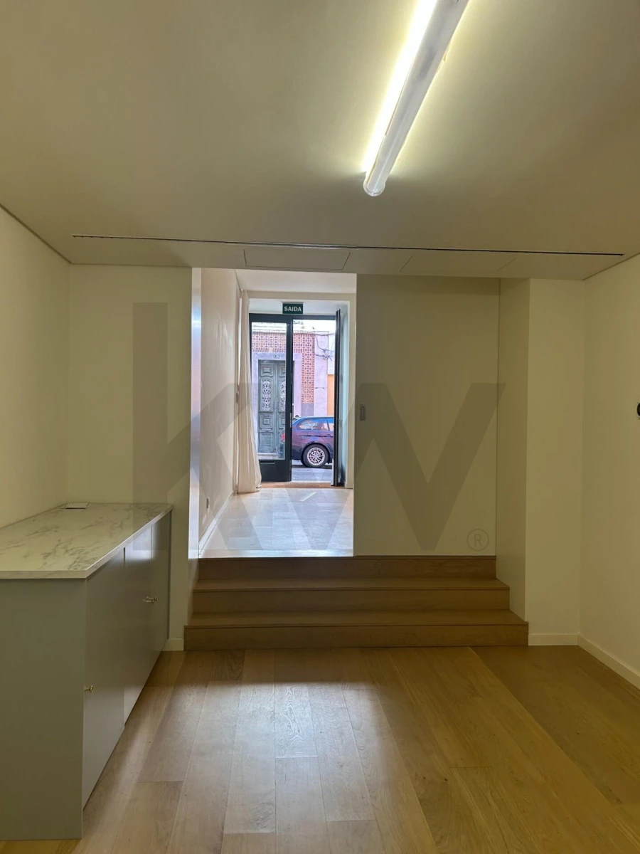 Loja para Arrendamento em Estrela Foto 27