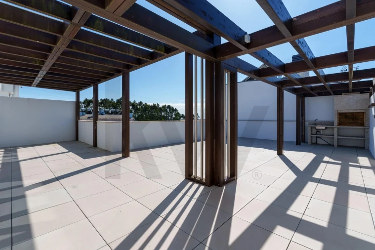 Apartamento T4 para Venda em Silvalde Foto 23