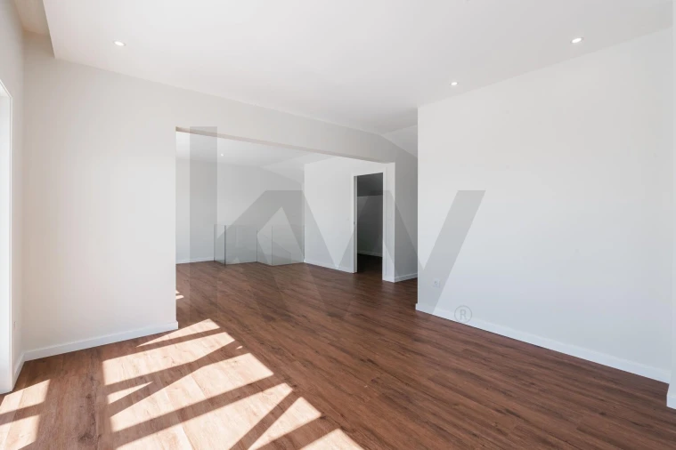 Apartamento T4 para Venda em Silvalde Foto 22