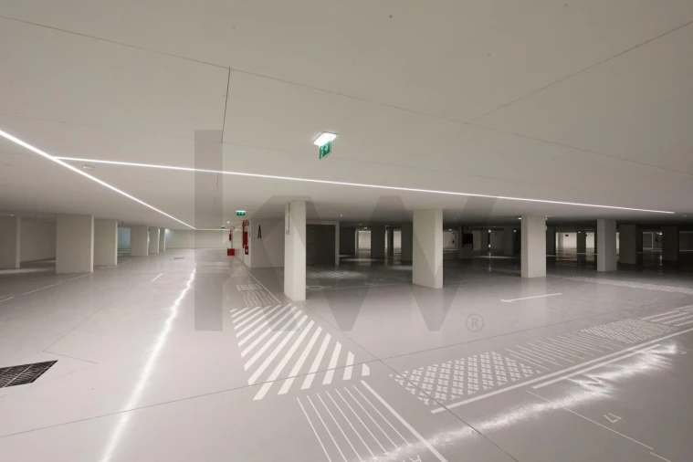 Apartamento T2 para Venda em Quarteira Foto 18