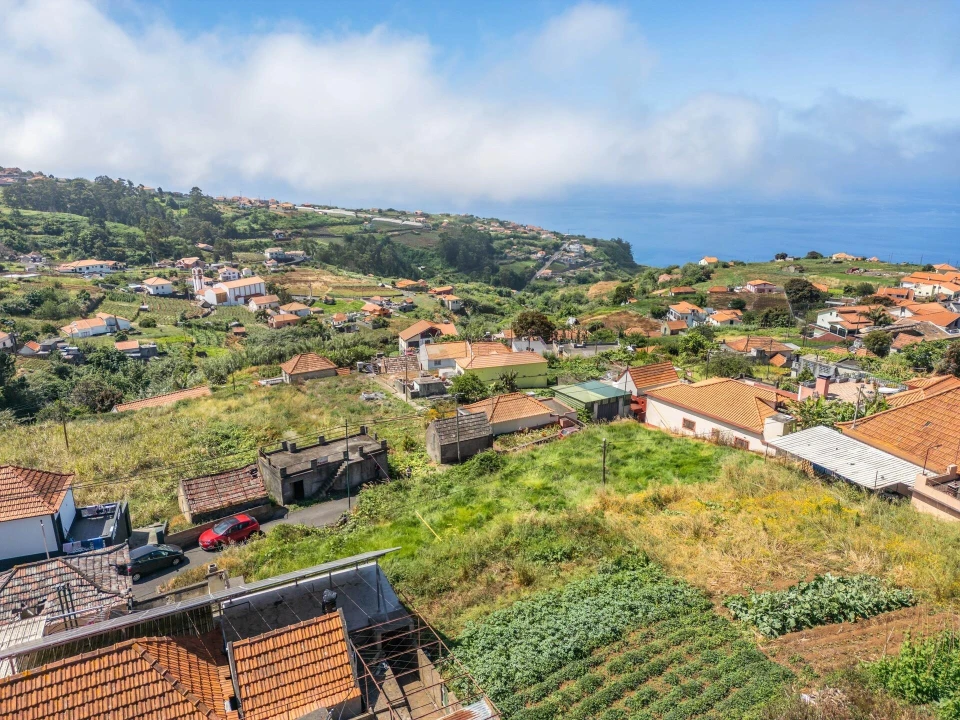 Terreno para Venda em Canhas Foto 16