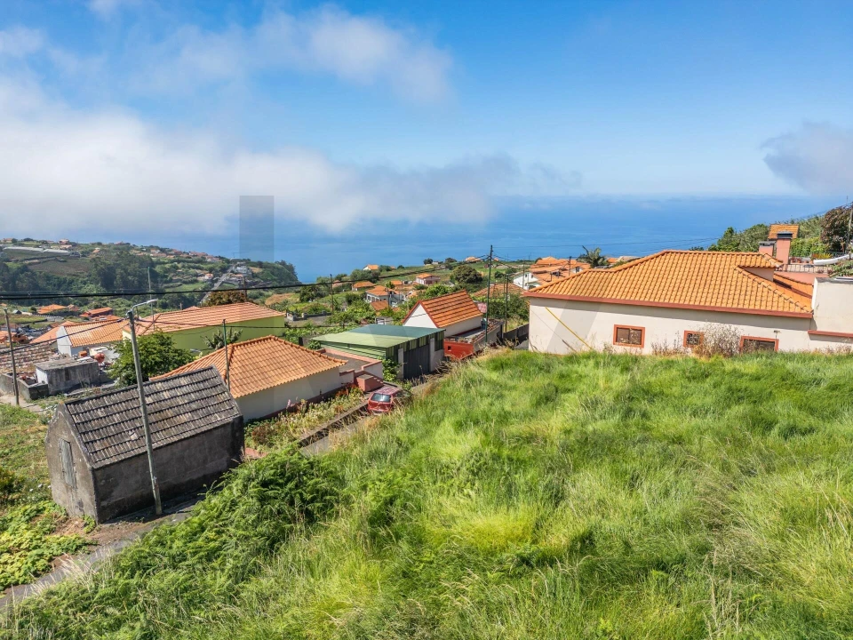 Terreno para Venda em Canhas Foto 18