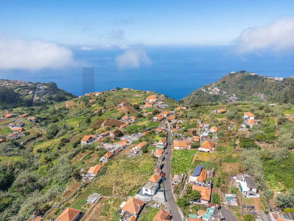 Terreno para Venda em Canhas Foto 11