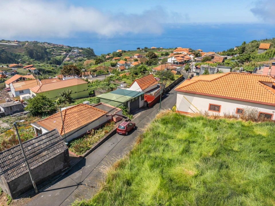Terreno para Venda em Canhas Foto 19