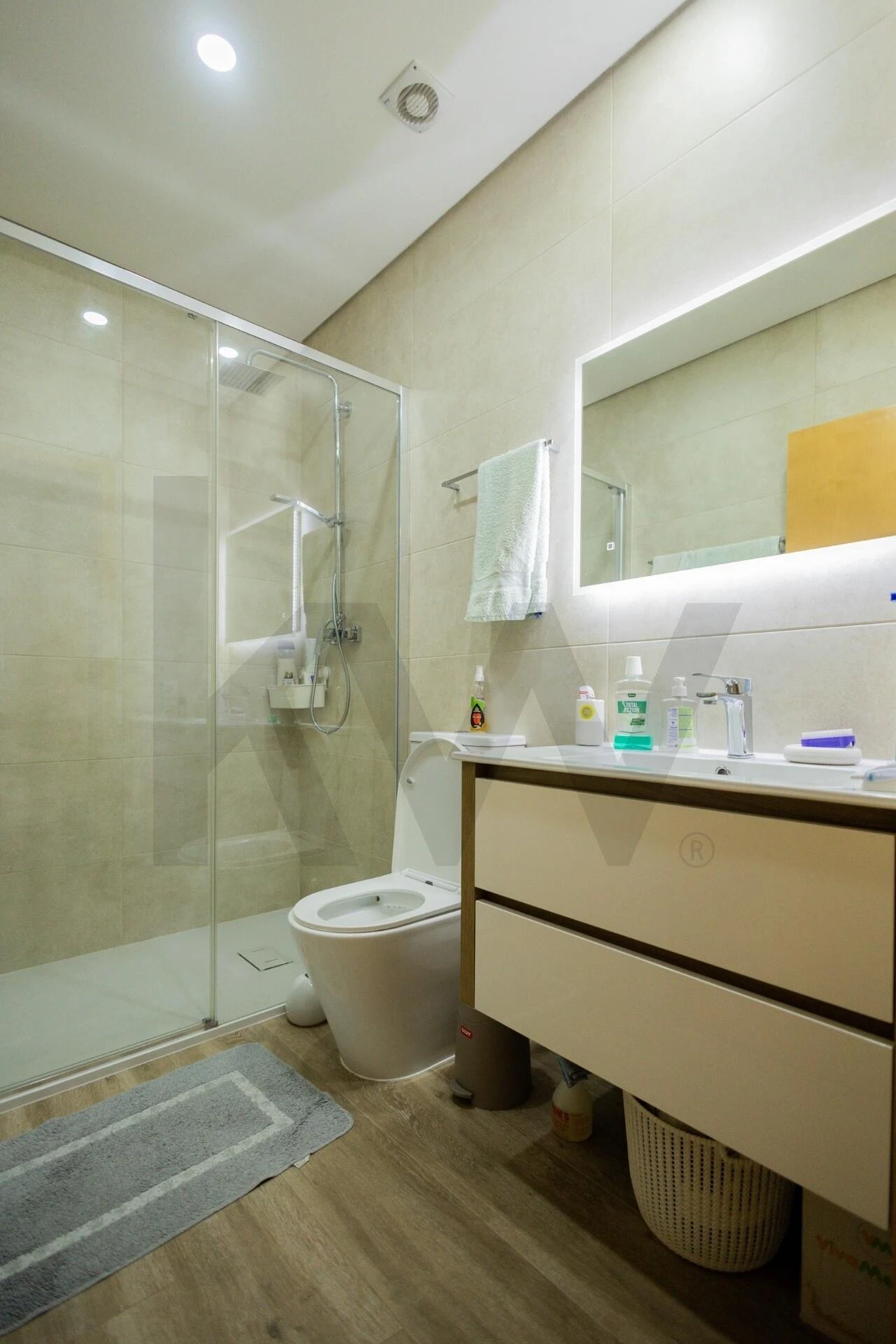 Moradia T4 para Venda em Rio Mau Foto 16