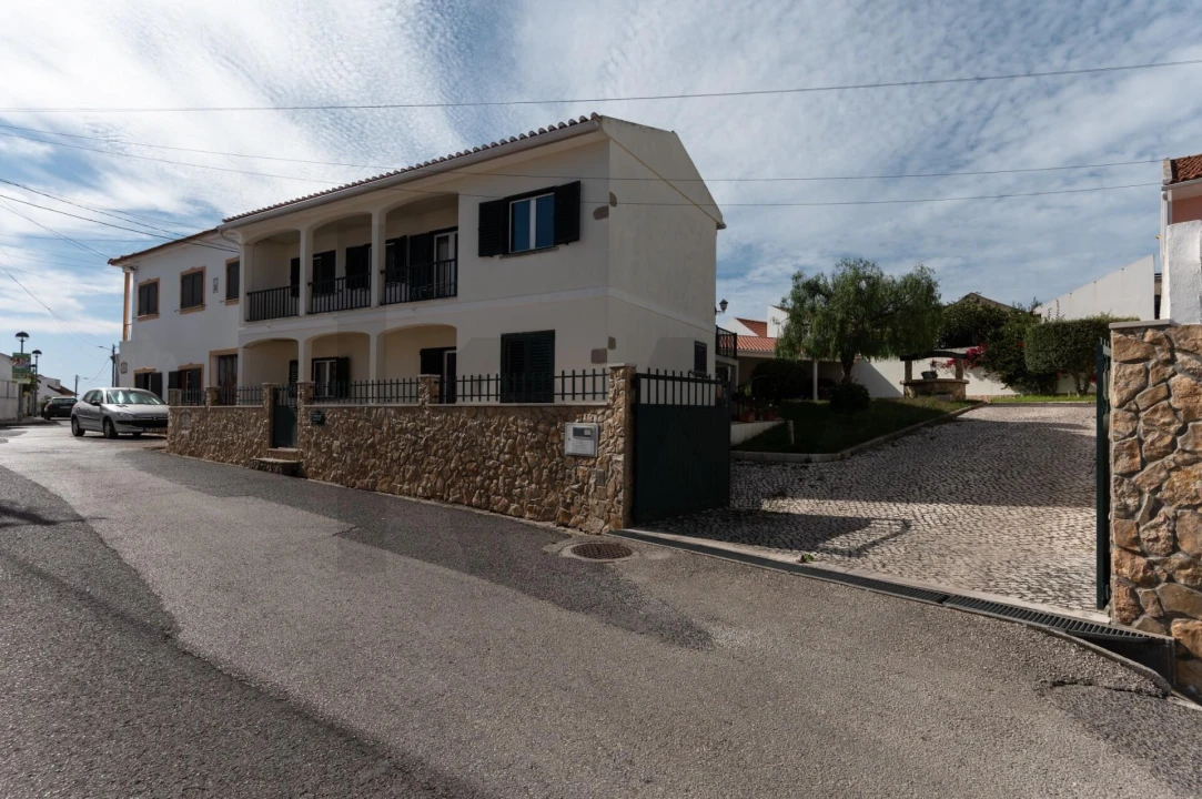 Moradia T5 para Venda em Ponte do Rol Foto 30