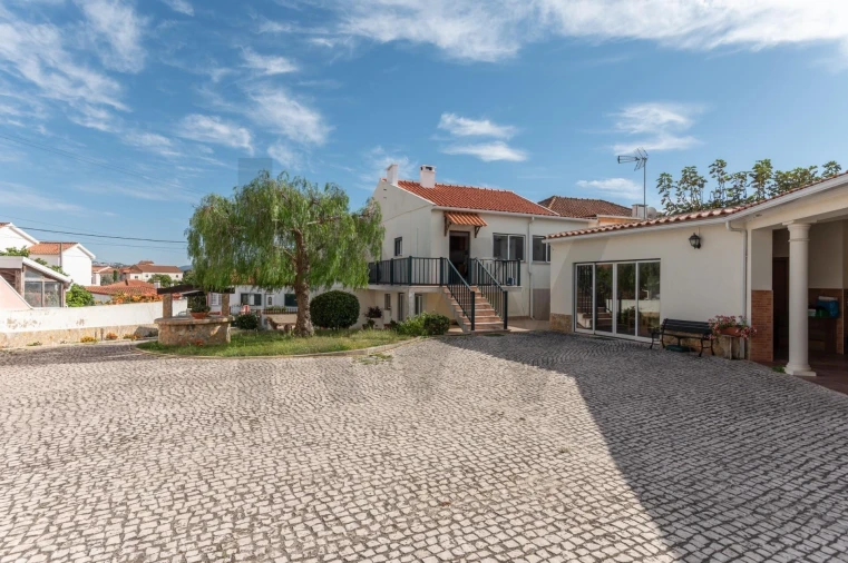 Moradia T5 para Venda em Ponte do Rol Foto 18