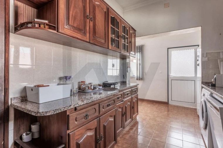 Moradia T5 para Venda em Ponte do Rol Foto 4