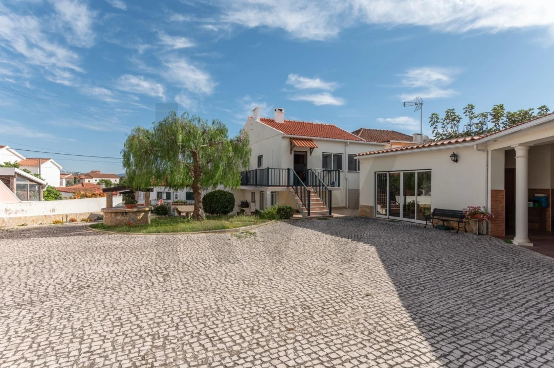 Moradia T5 para Venda em Ponte do Rol Foto 18