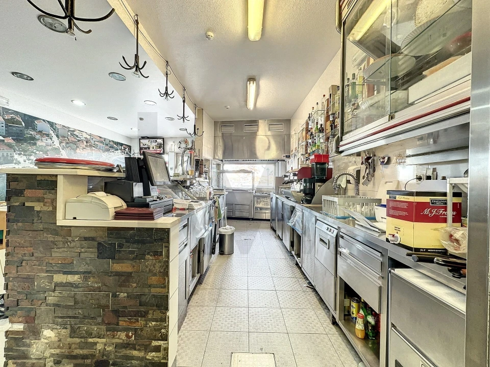 Negócio para Venda em Amora Foto 10