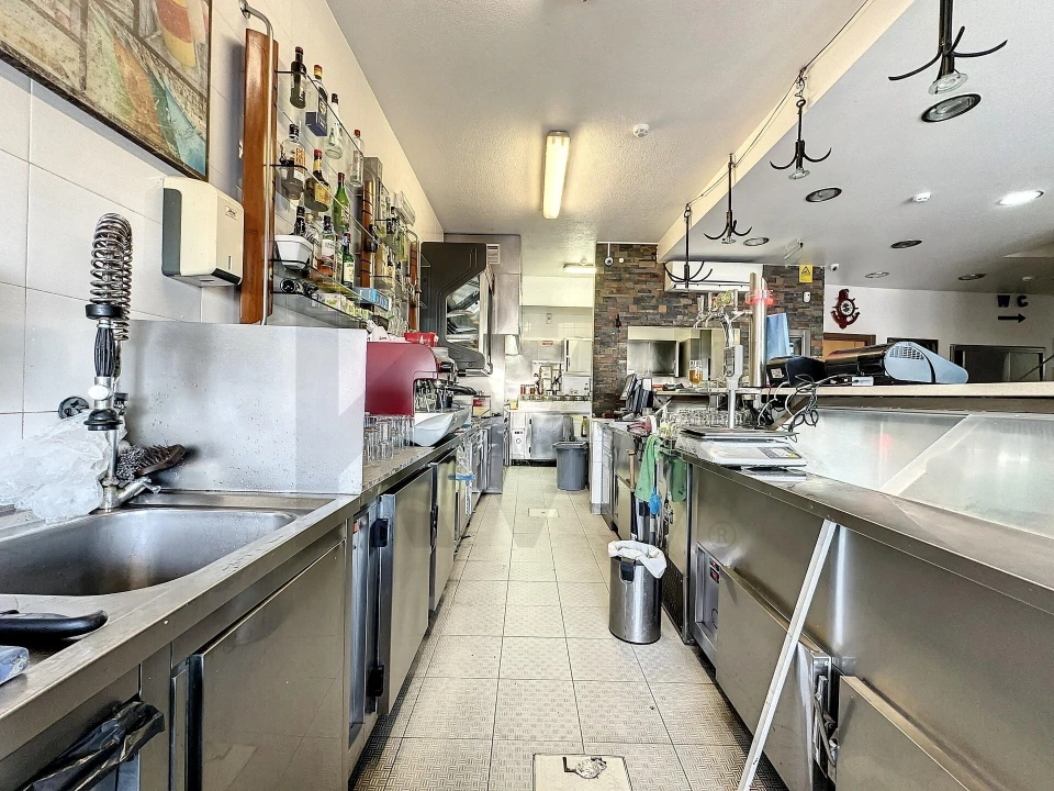 Negócio para Venda em Amora Foto 12