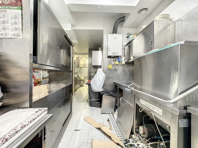 Negócio para Venda em Amora Foto 17