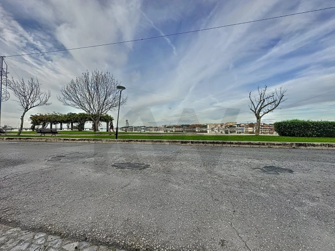 Negócio para Venda em Amora Foto 52