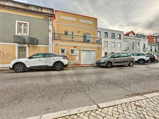 Negócio para Venda em Amora Foto 51