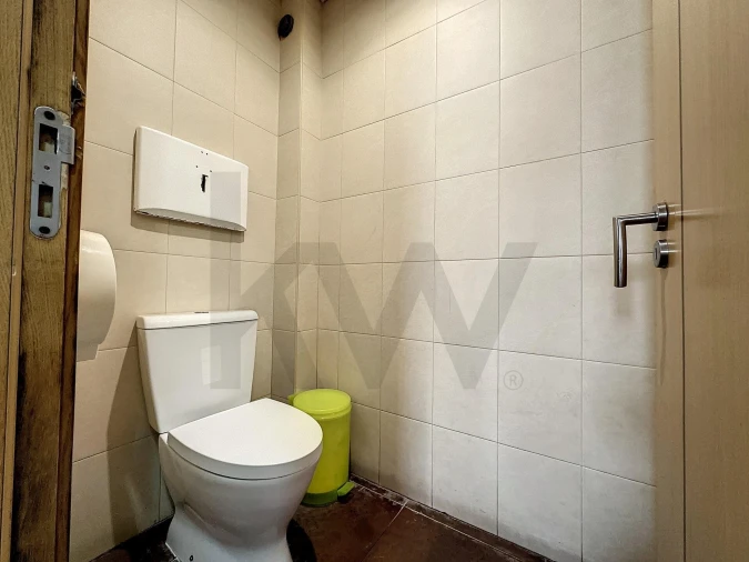 Negócio para Venda em Amora Foto 25