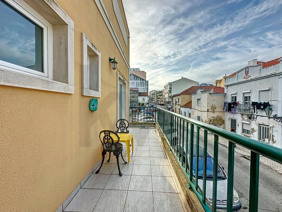 Negócio para Venda em Amora Foto 42