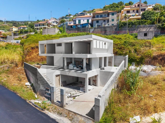 Moradia T4 para Venda em Ribeira Brava Foto 12