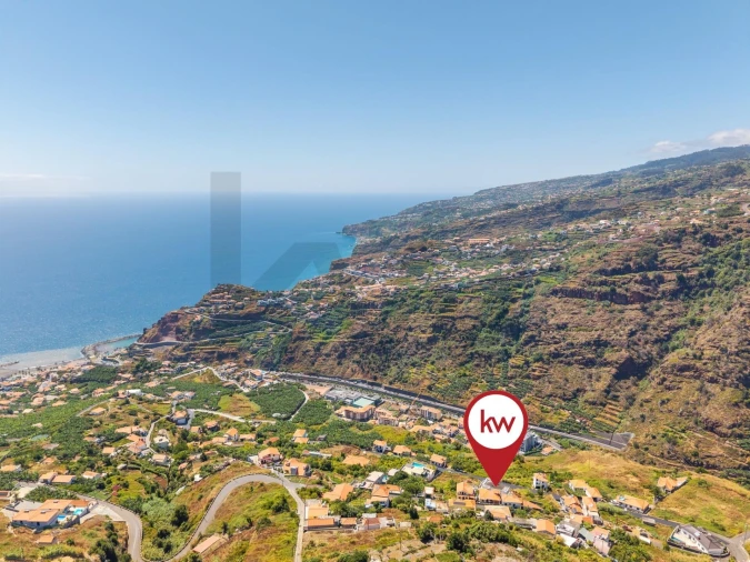 Moradia T4 para Venda em Ribeira Brava Foto 21