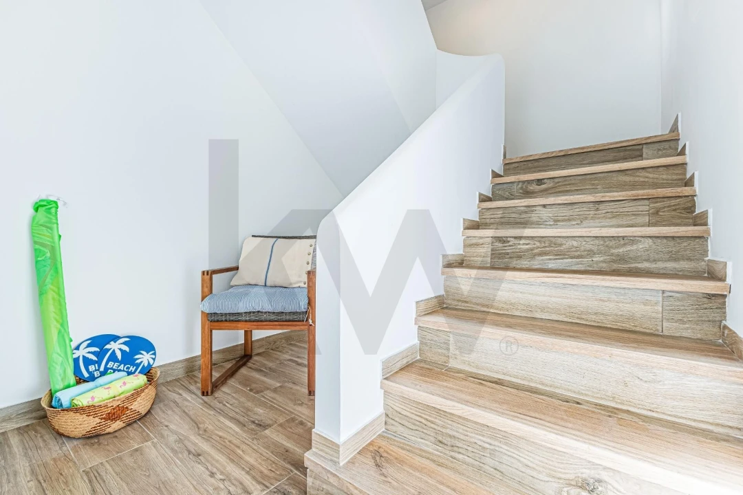 Apartamento T3 para Venda em Porches Foto 2