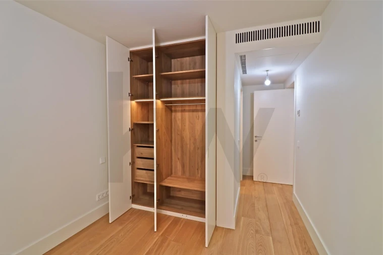 Apartamento T2 para Venda em Santo António Foto 10