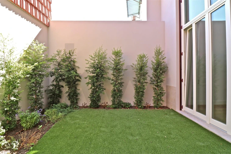 Apartamento T2 para Venda em Santo António Foto 26