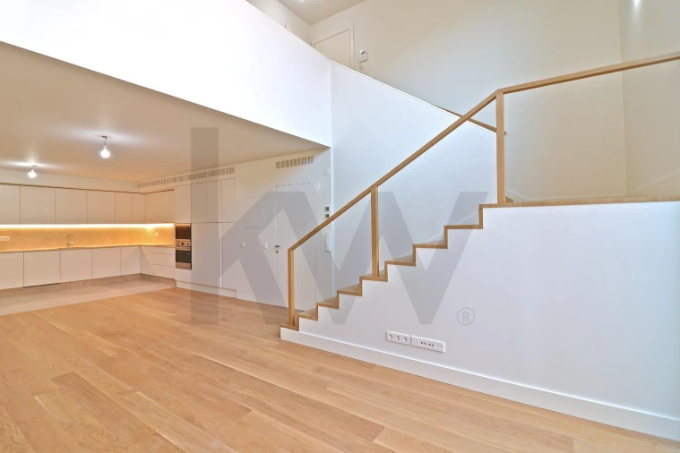 Apartamento T2 para Venda em Santo António Foto 16