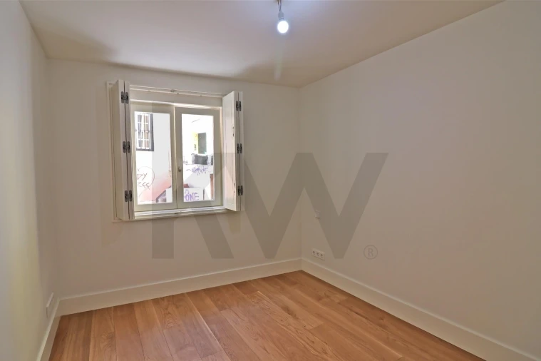 Apartamento T2 para Venda em Santo António Foto 8
