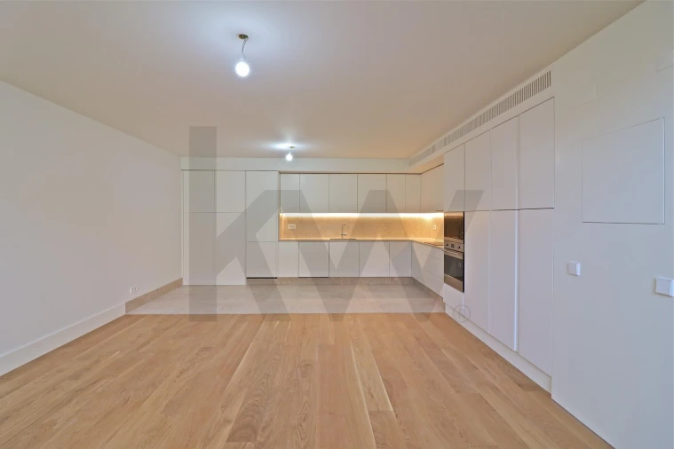 Apartamento T2 para Venda em Santo António Foto 17