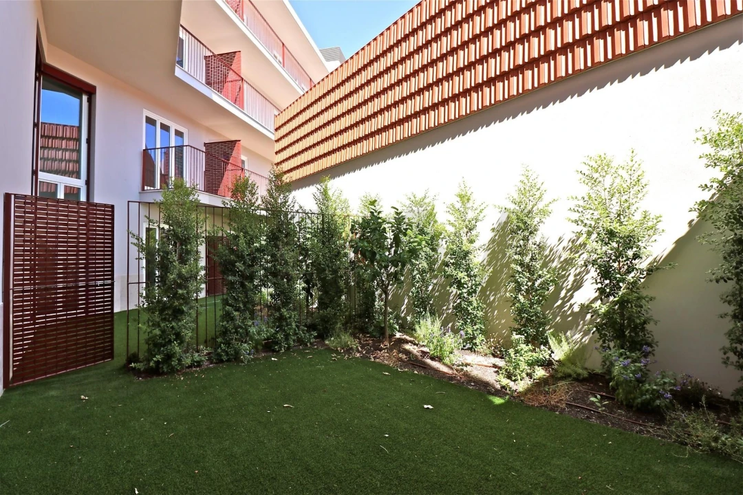 Apartamento T2 para Venda em Santo António Foto 25